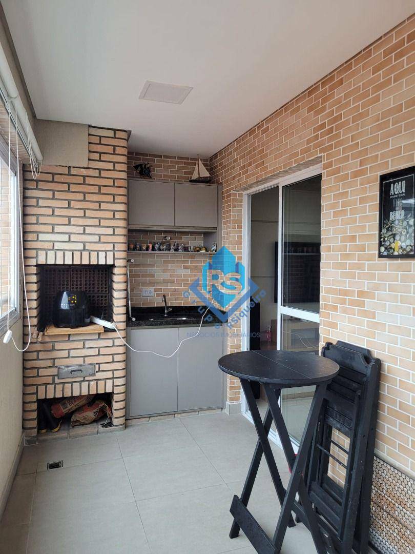 Cobertura à venda com 3 quartos, 150m² - Foto 1