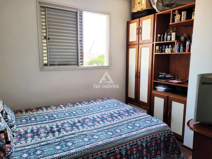 Apartamento à venda com 3 quartos, 81m² - Foto 13