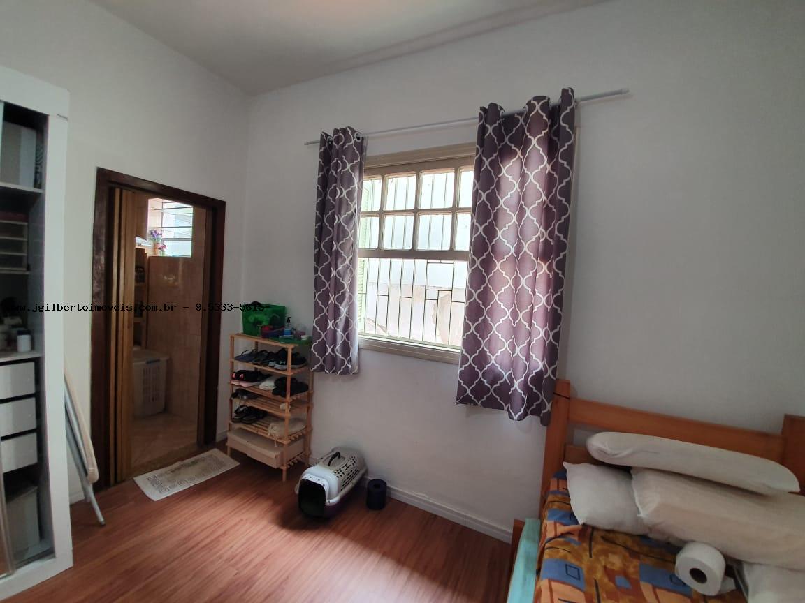 Casa à venda com 3 quartos, 139m² - Foto 19