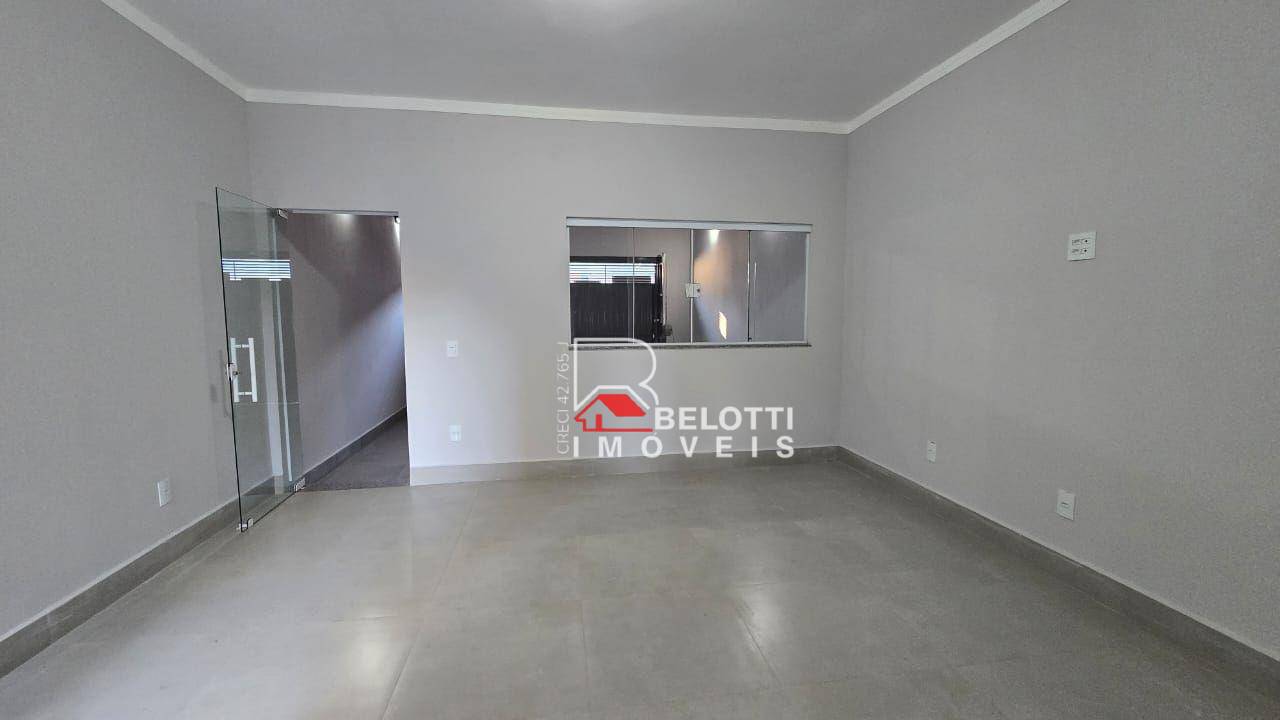 Casa para alugar com 2 quartos, 120m² - Foto 2