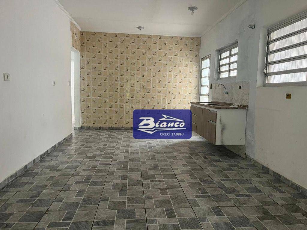 Casa à venda com 3 quartos, 142m² - Foto 11