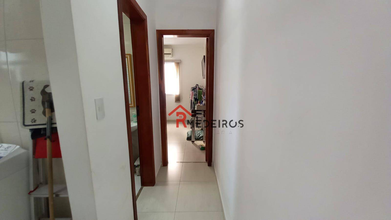 Apartamento à venda com 1 quarto, 60m² - Foto 9