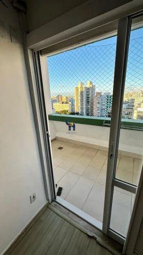 Apartamento à venda com 3 quartos, 157m² - Foto 15