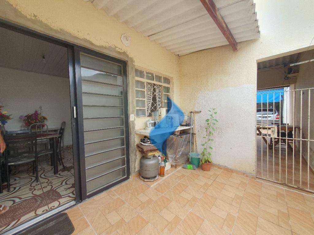 Casa à venda com 3 quartos, 155m² - Foto 57