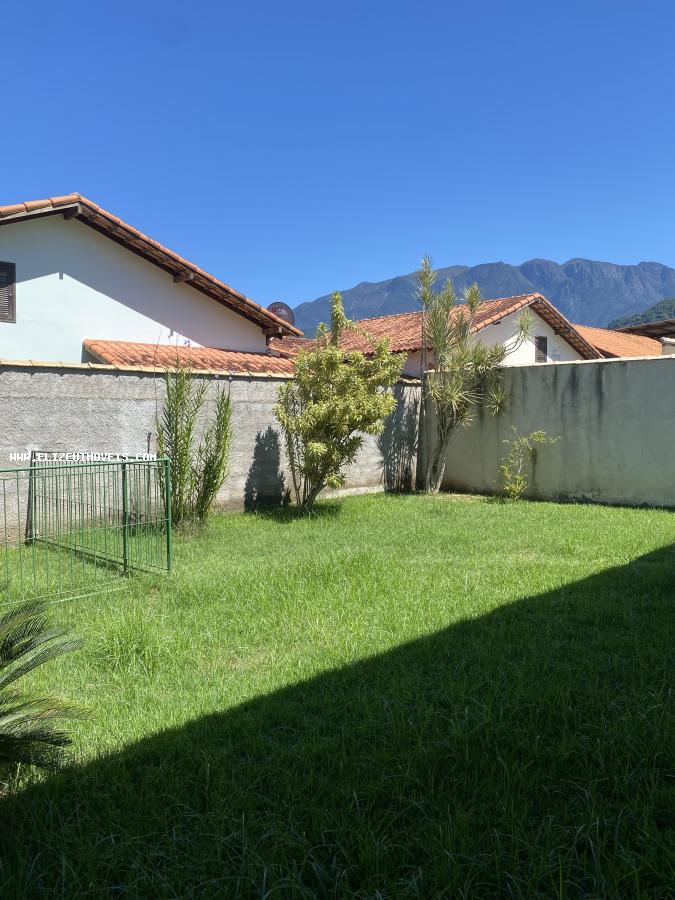 Casa à venda com 3 quartos, 360m² - Foto 20