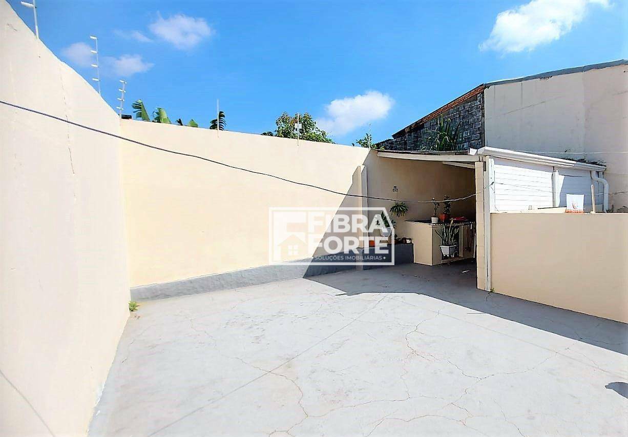 Casa à venda com 3 quartos, 150m² - Foto 13