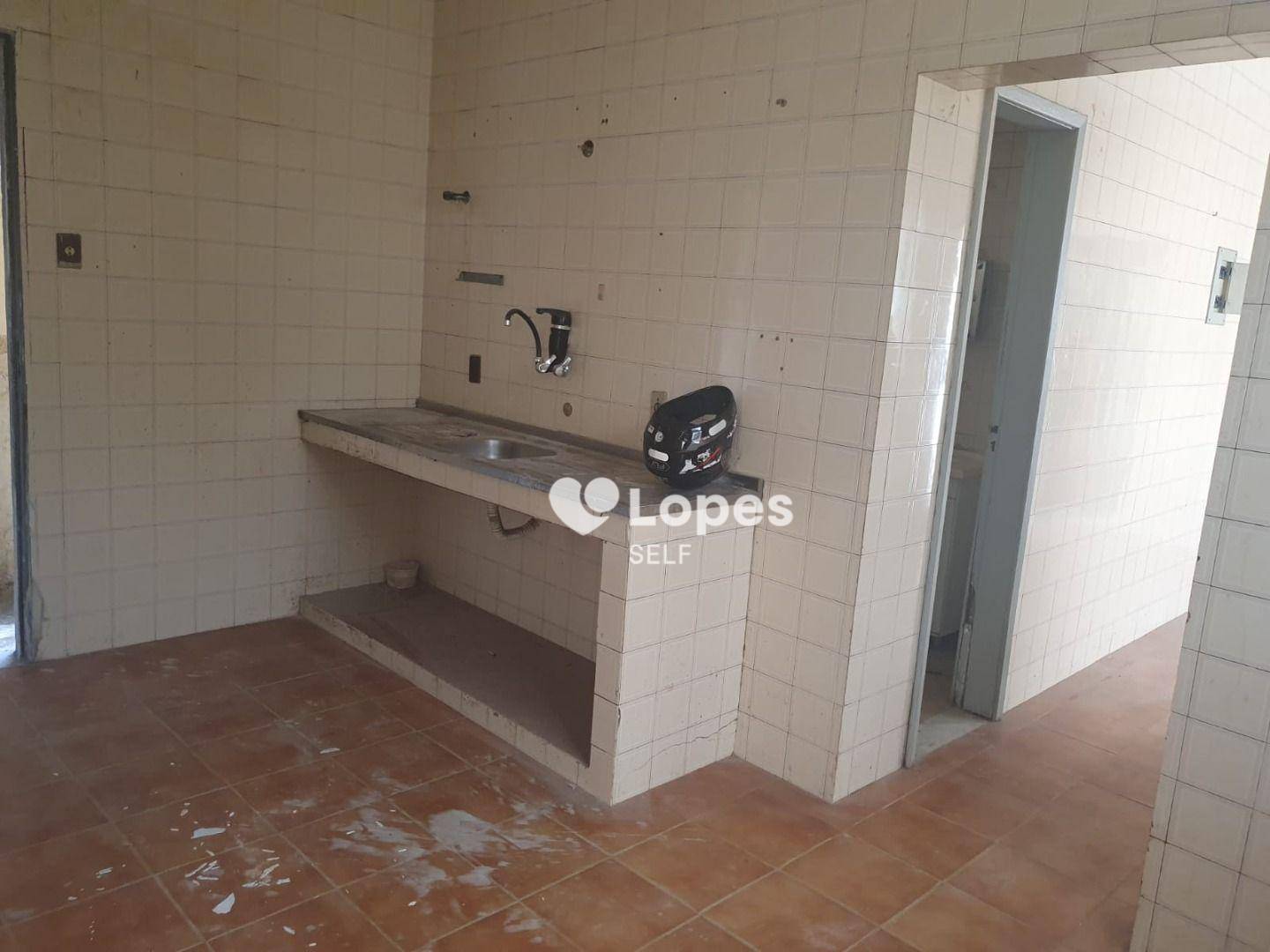 Casa à venda com 3 quartos, 178M2 - Foto 2