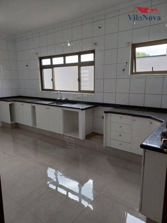 Casa à venda com 3 quartos, 213m² - Foto 31