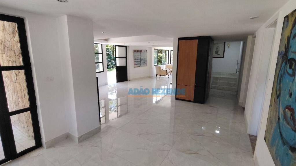 Casa de Condomínio à venda com 5 quartos, 460m² - Foto 17