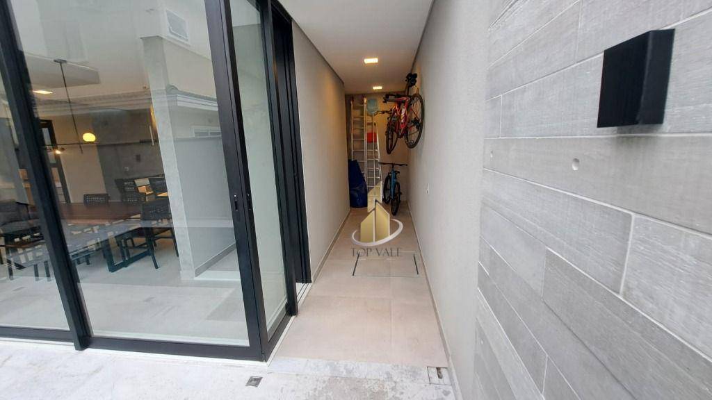 Sobrado à venda com 4 quartos, 253m² - Foto 29