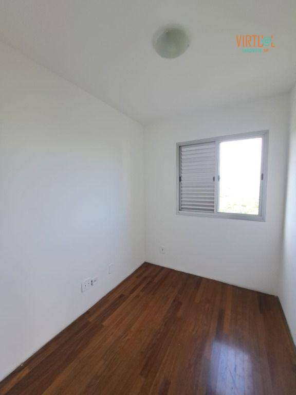 Apartamento à venda com 3 quartos, 64m² - Foto 14
