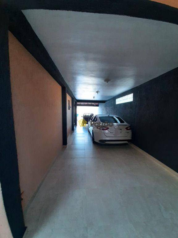 Sobrado à venda e aluguel com 5 quartos, 250m² - Foto 20