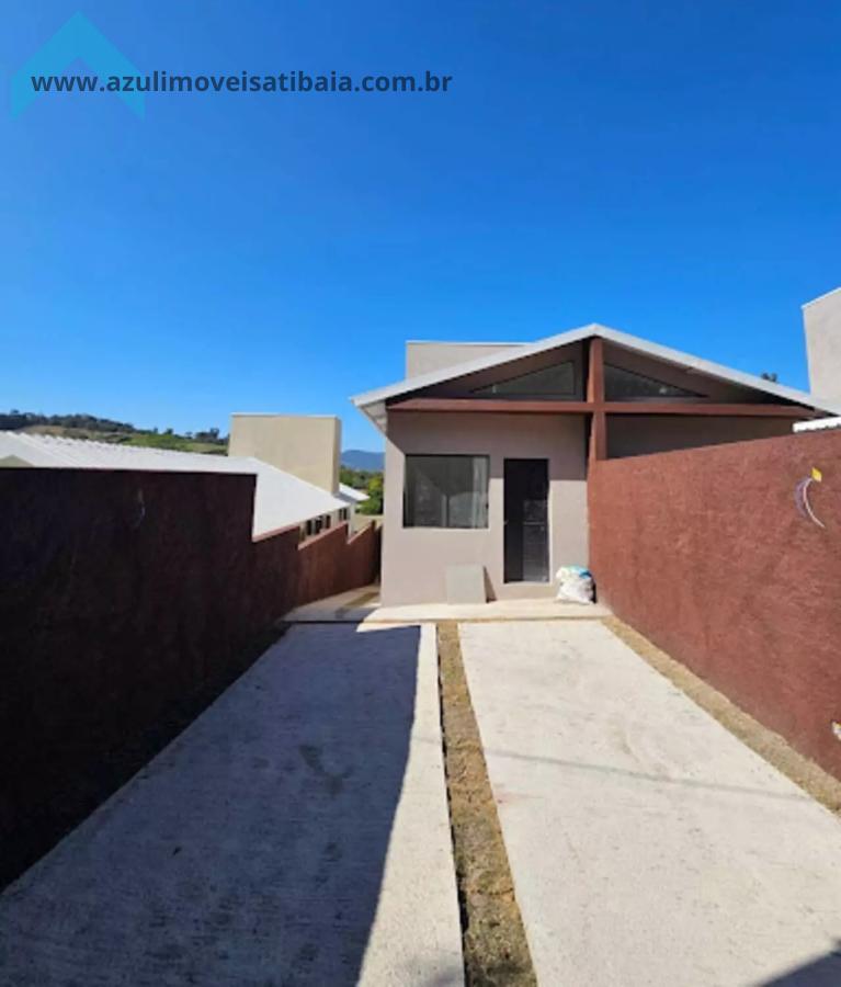 Casa à venda com 3 quartos, 130m² - Foto 2