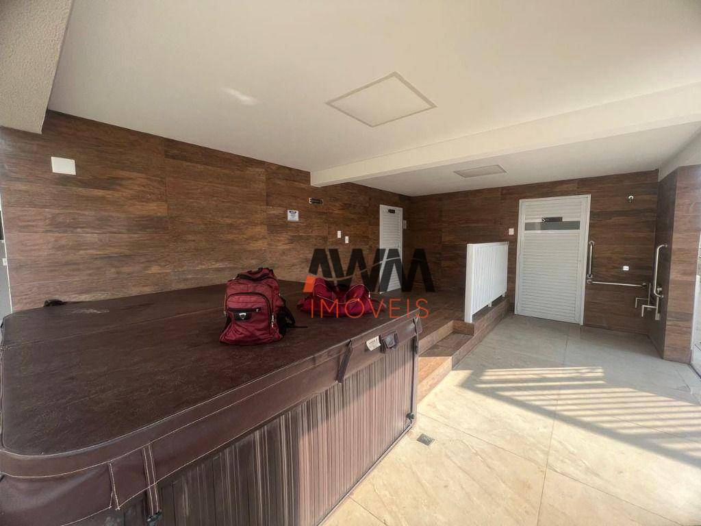 Apartamento à venda com 4 quartos, 230m² - Foto 19