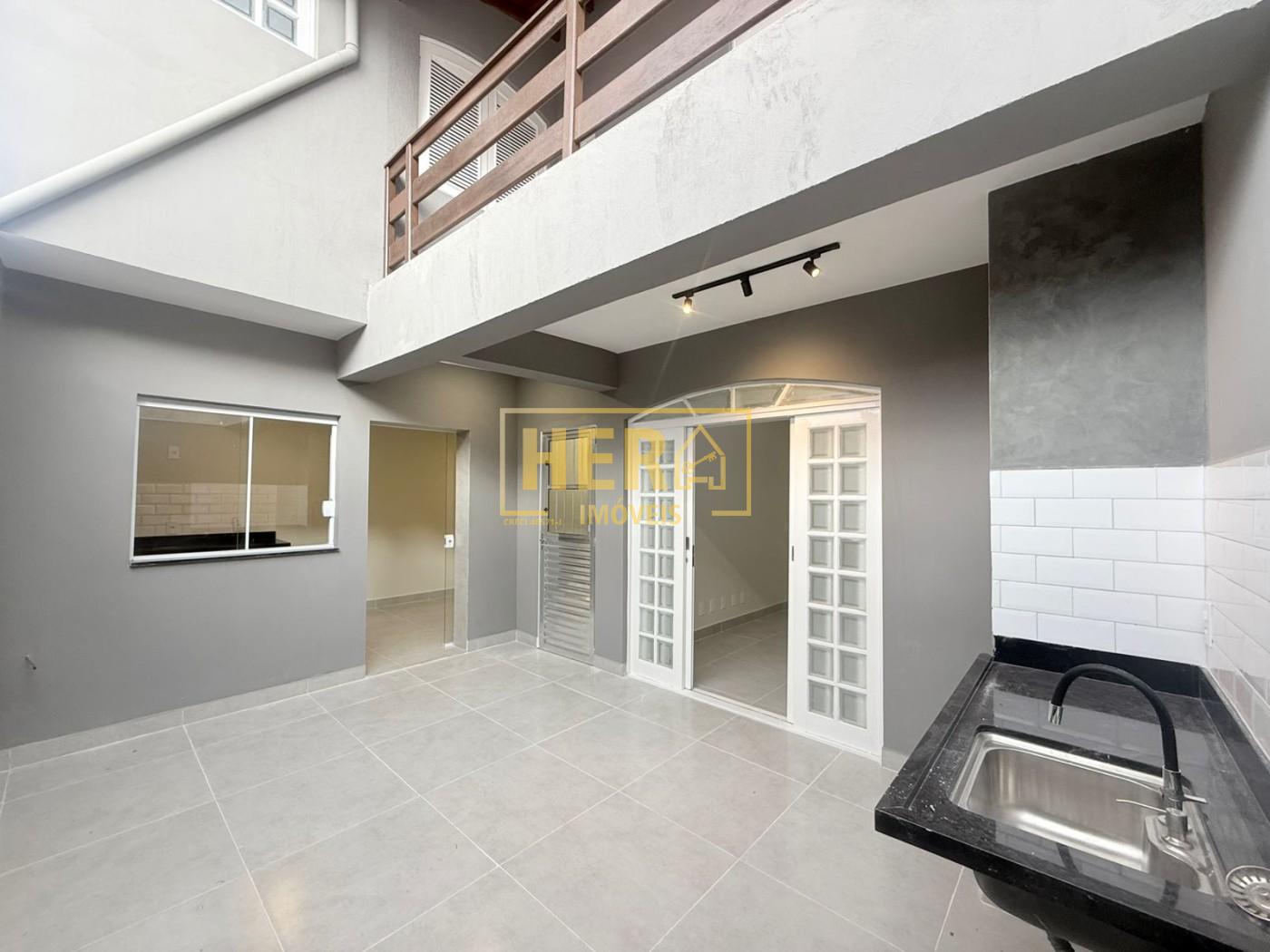 Casa de Condomínio à venda, 220m² - Foto 1