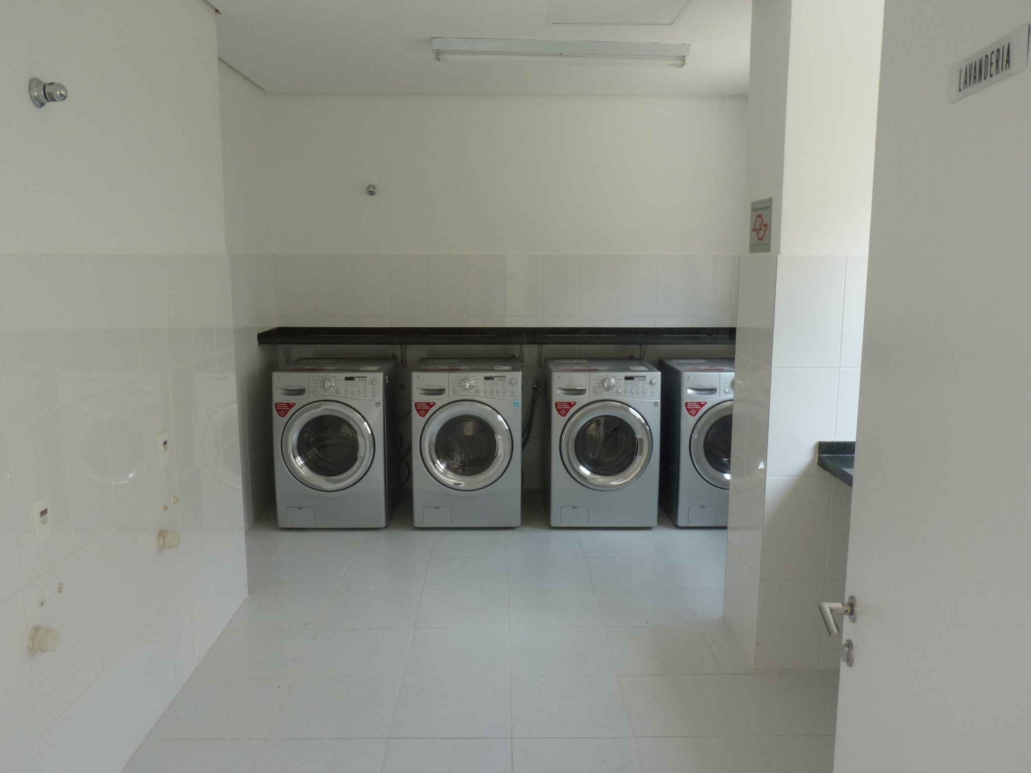 Apartamento à venda com 3 quartos, 91m² - Foto 15