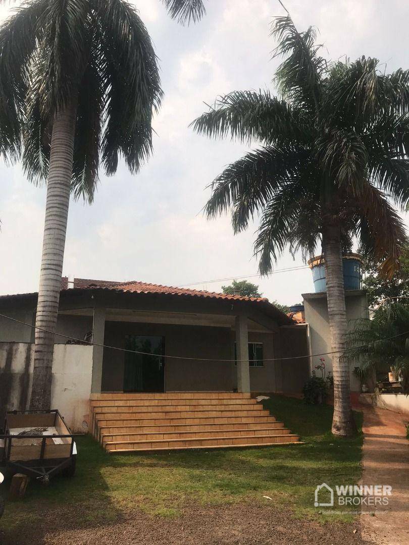 Chácara à venda com 4 quartos, 160m² - Foto 1