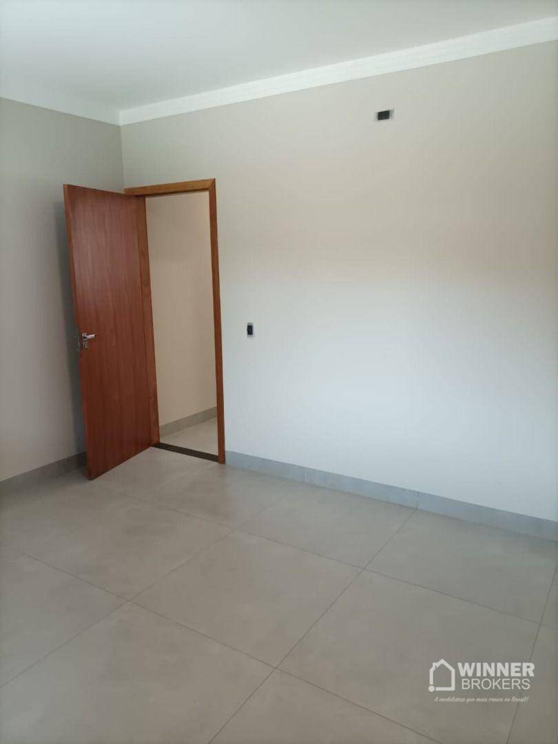 Casa à venda com 3 quartos, 114m² - Foto 13