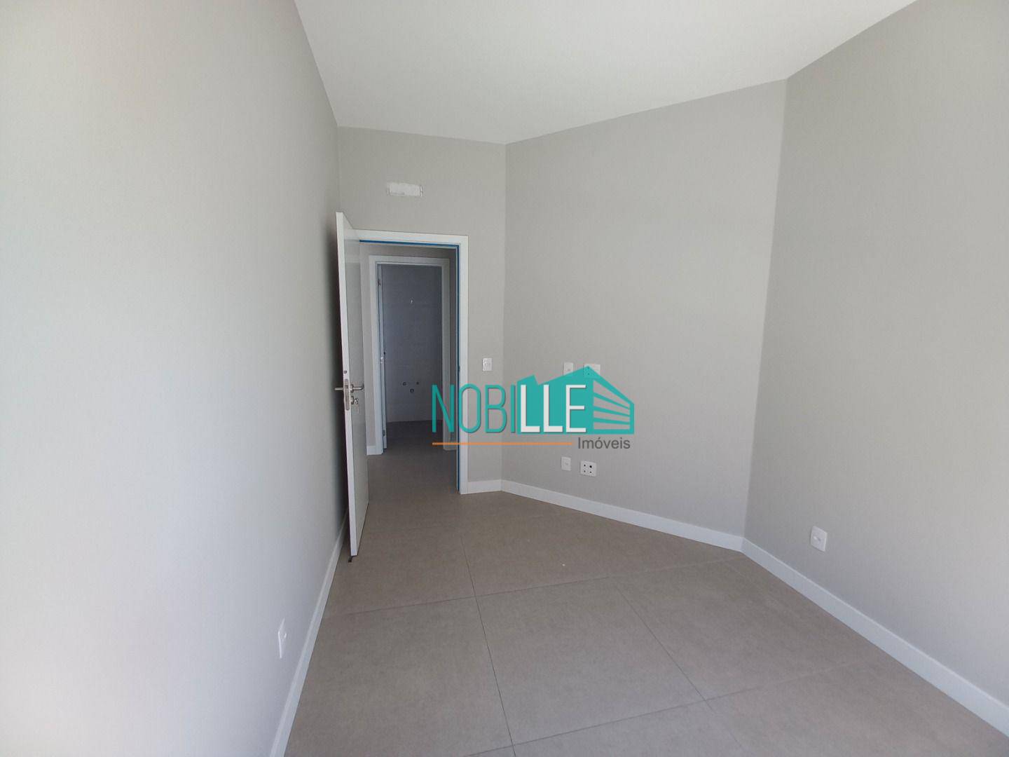 Apartamento à venda com 2 quartos, 66m² - Foto 12