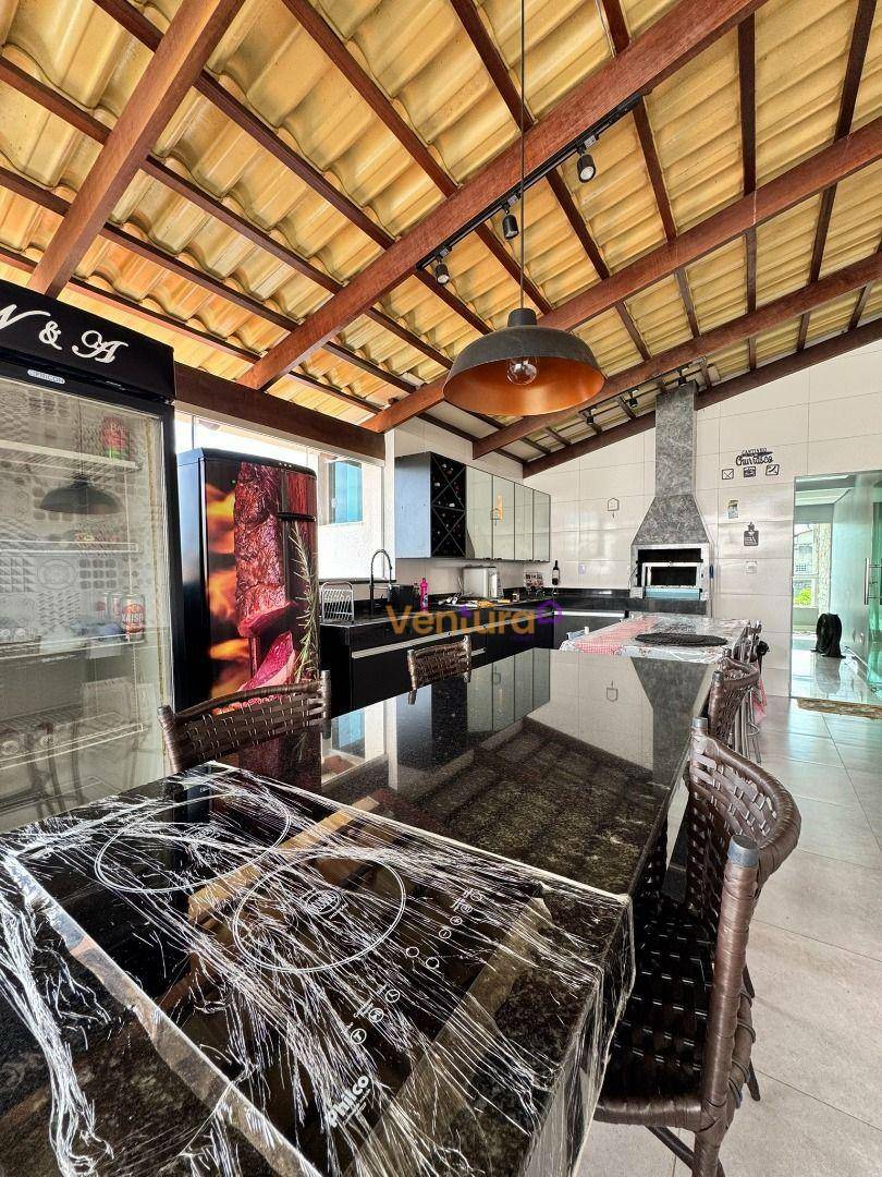 Casa, 4 quartos, 220 m² - Foto 9