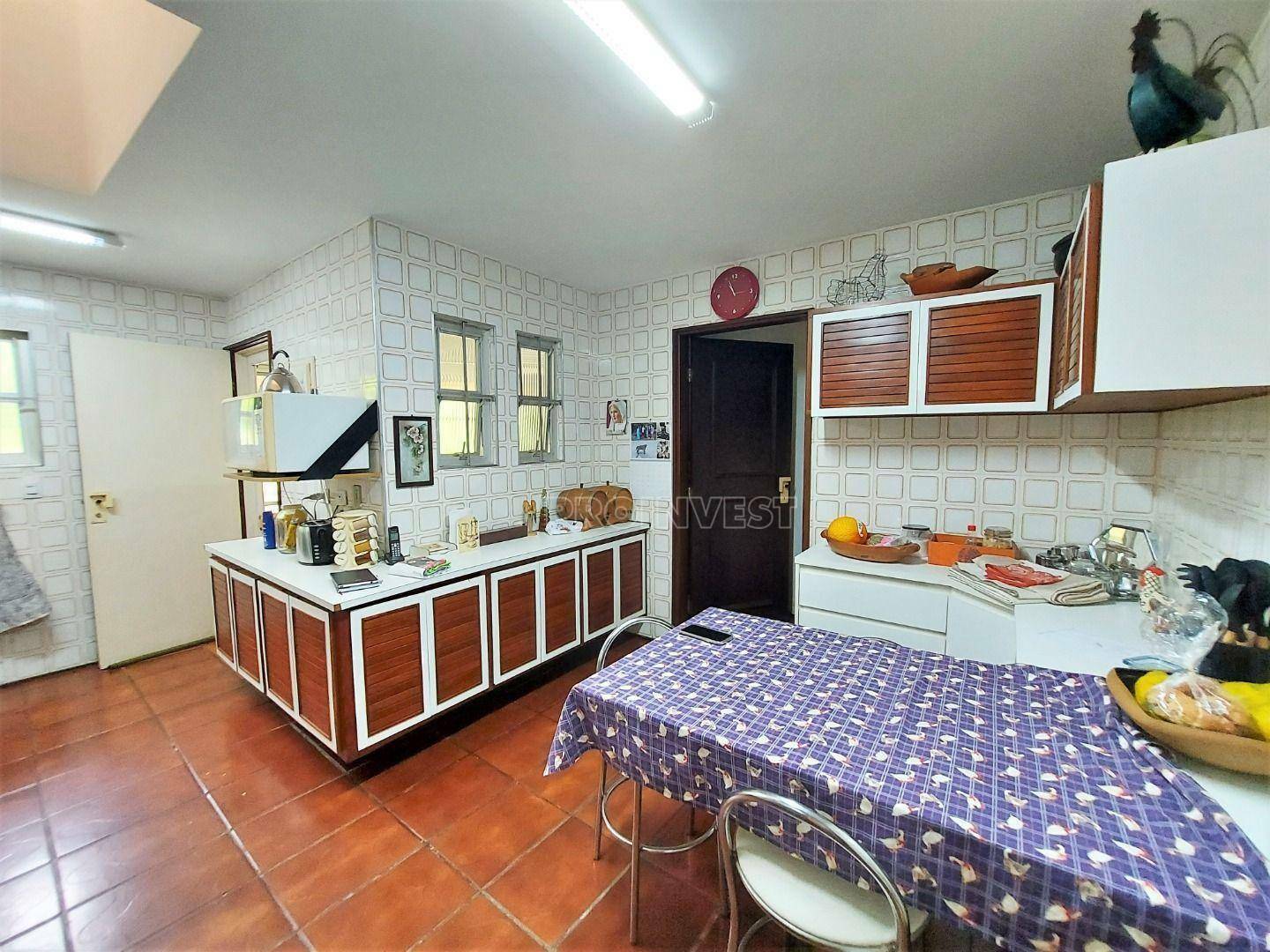 Casa de Condomínio à venda com 3 quartos, 330m² - Foto 17