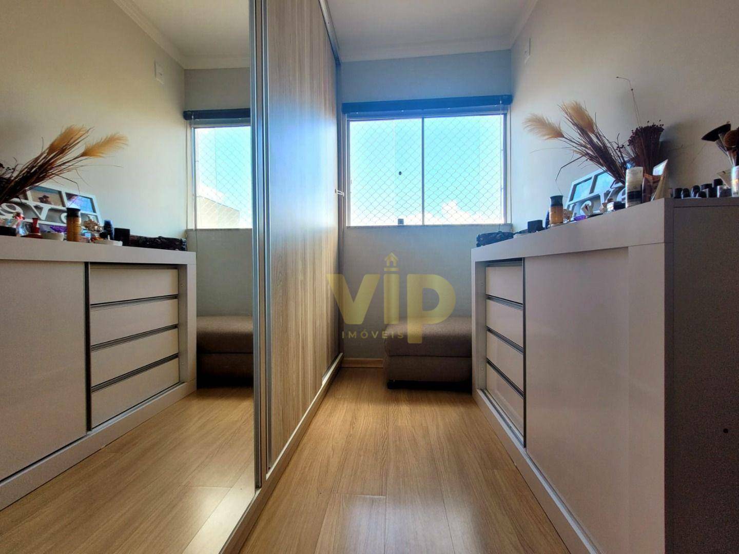 Apartamento à venda com 3 quartos, 85m² - Foto 18