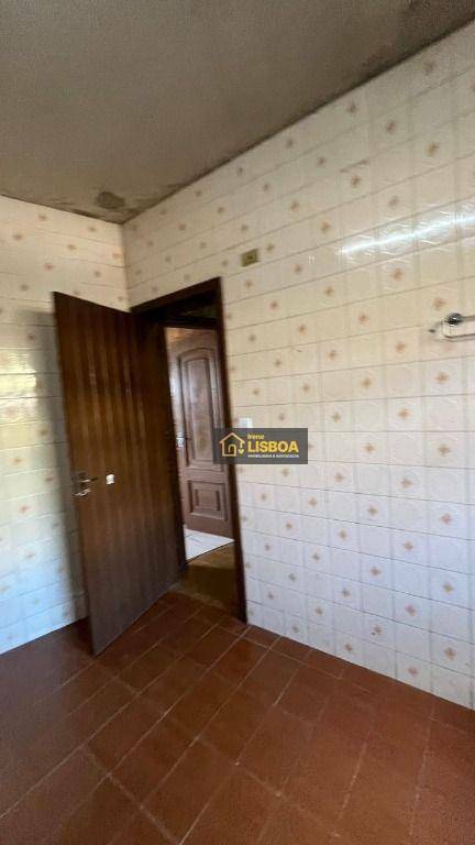 Casa para alugar com 2 quartos, 70m² - Foto 16