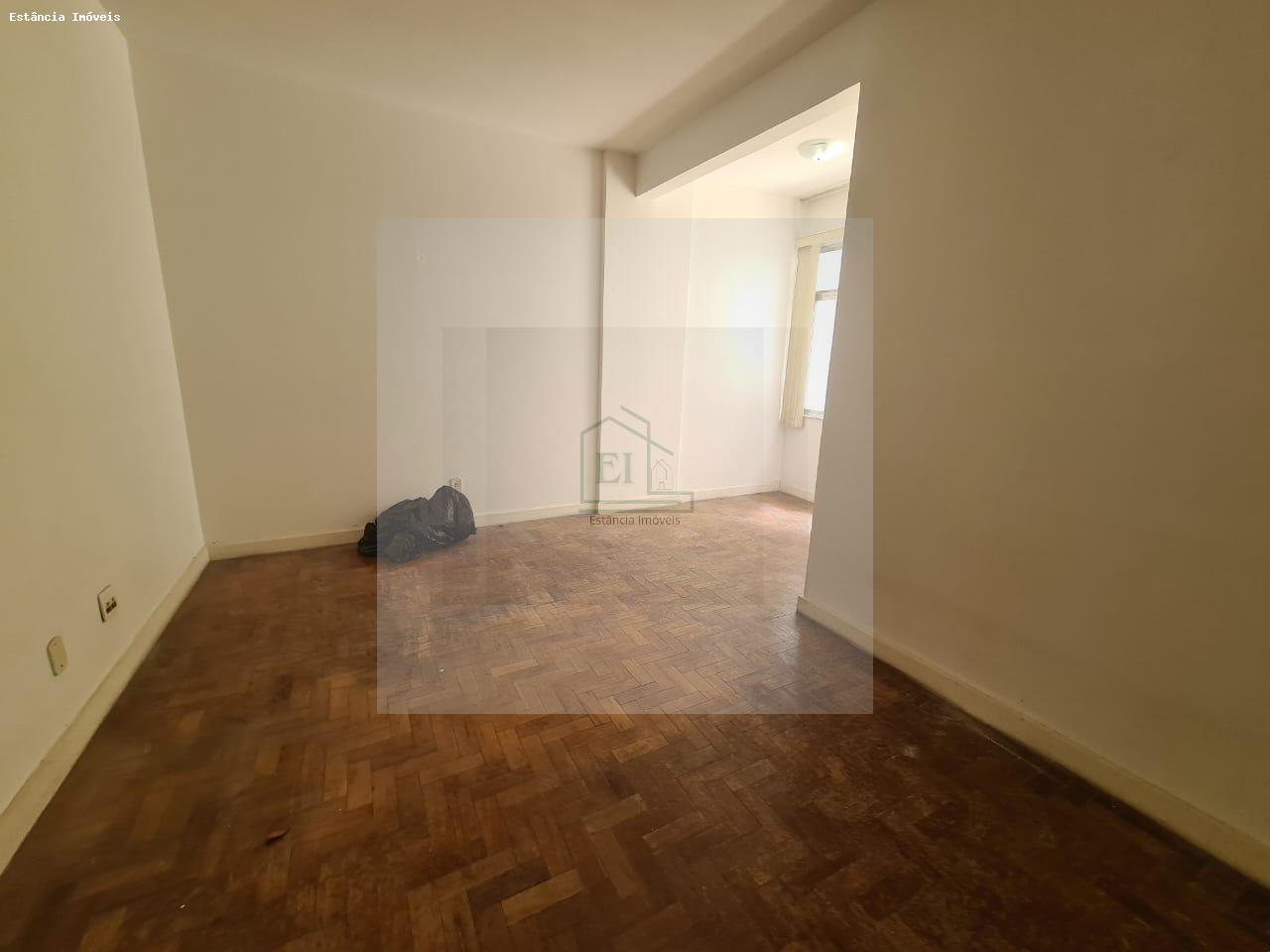 Apartamento à venda com 2 quartos, 70m² - Foto 7