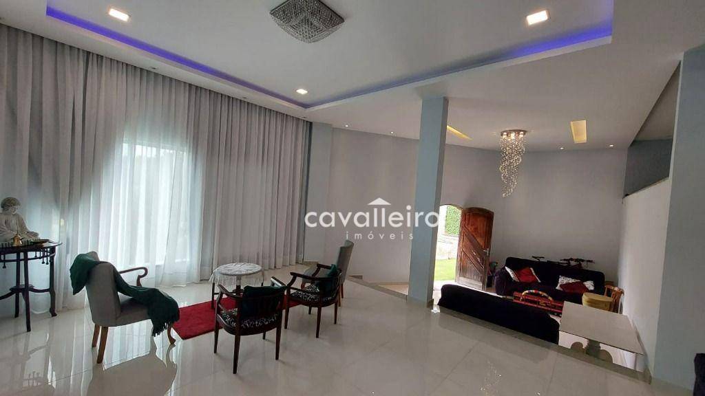 Casa de Condomínio à venda com 5 quartos, 414m² - Foto 3