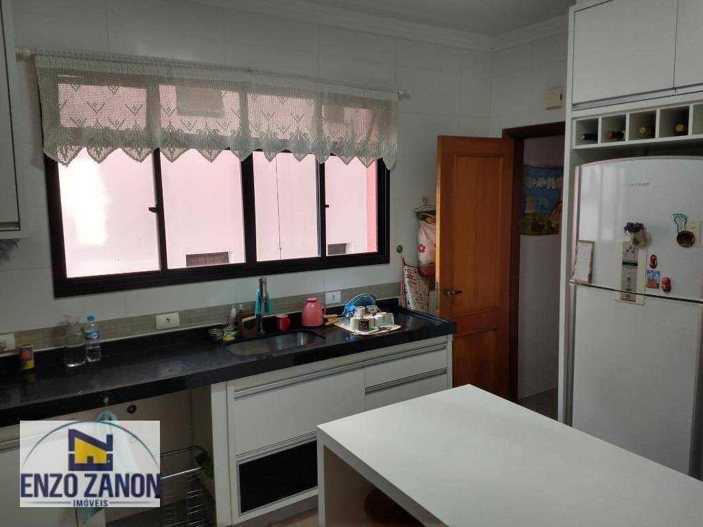 Apartamento à venda com 3 quartos, 153m² - Foto 20