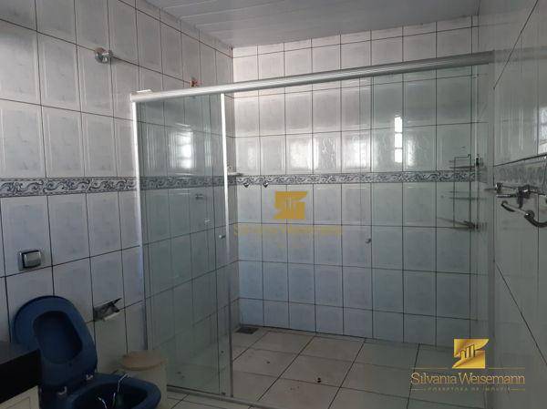 Casa à venda com 3 quartos, 300m² - Foto 12