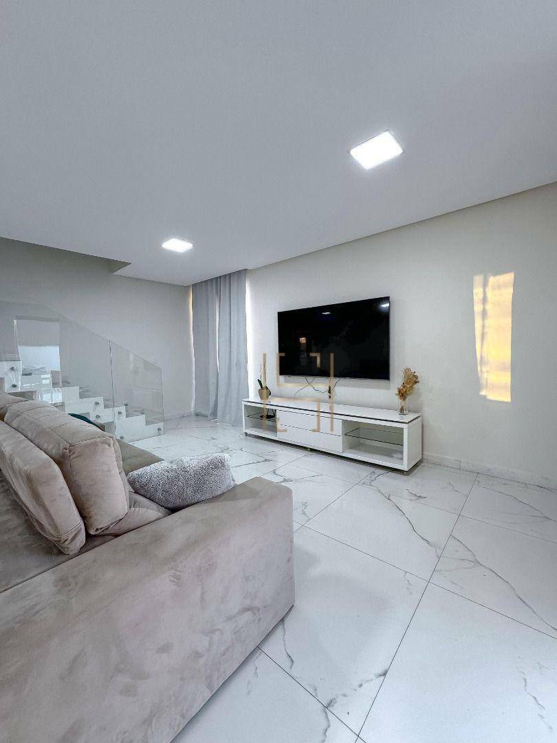 Casa de Condomínio à venda com 4 quartos, 235m² - Foto 6