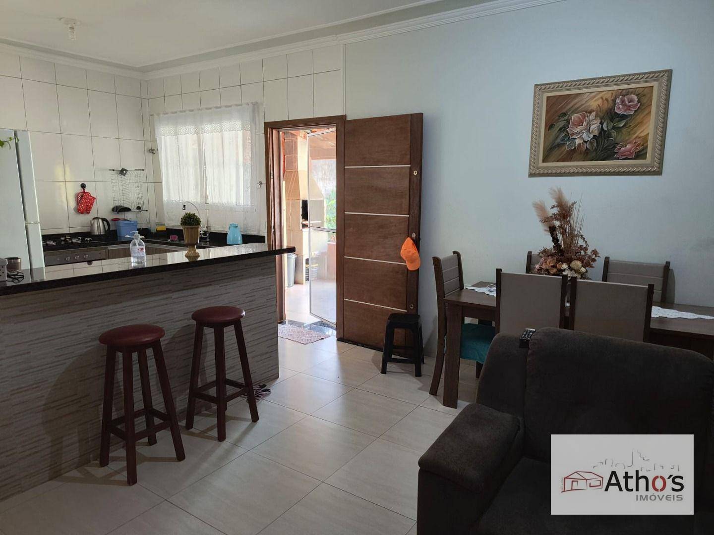 Chácara à venda com 3 quartos, 180m² - Foto 2