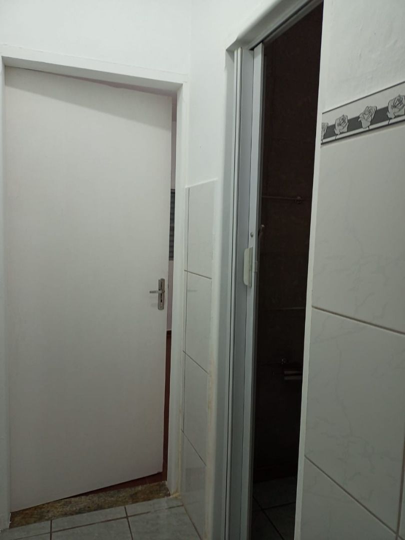 Casa de Condomínio à venda com 2 quartos, 66m² - Foto 13