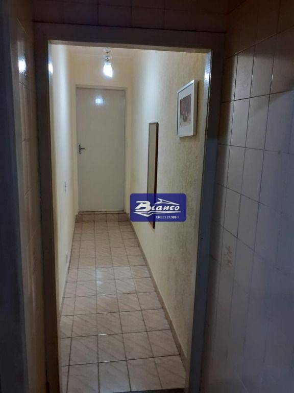 Casa à venda com 2 quartos, 120m² - Foto 8