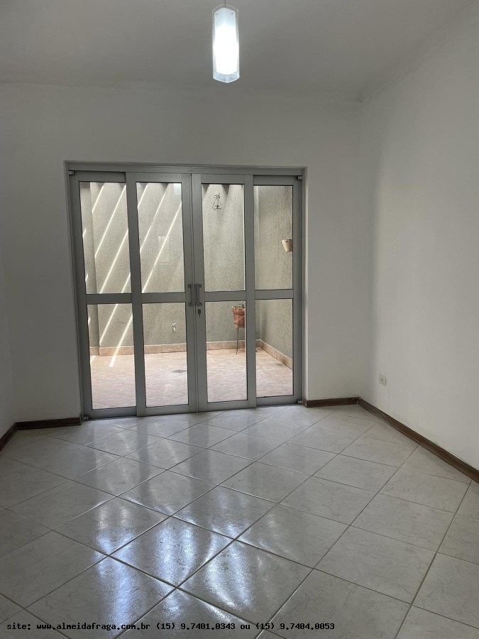 Casa para alugar com 3 quartos, 375m² - Foto 15