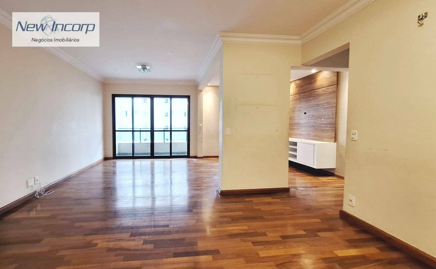 Apartamento à venda com 3 quartos, 124m² - Foto 1