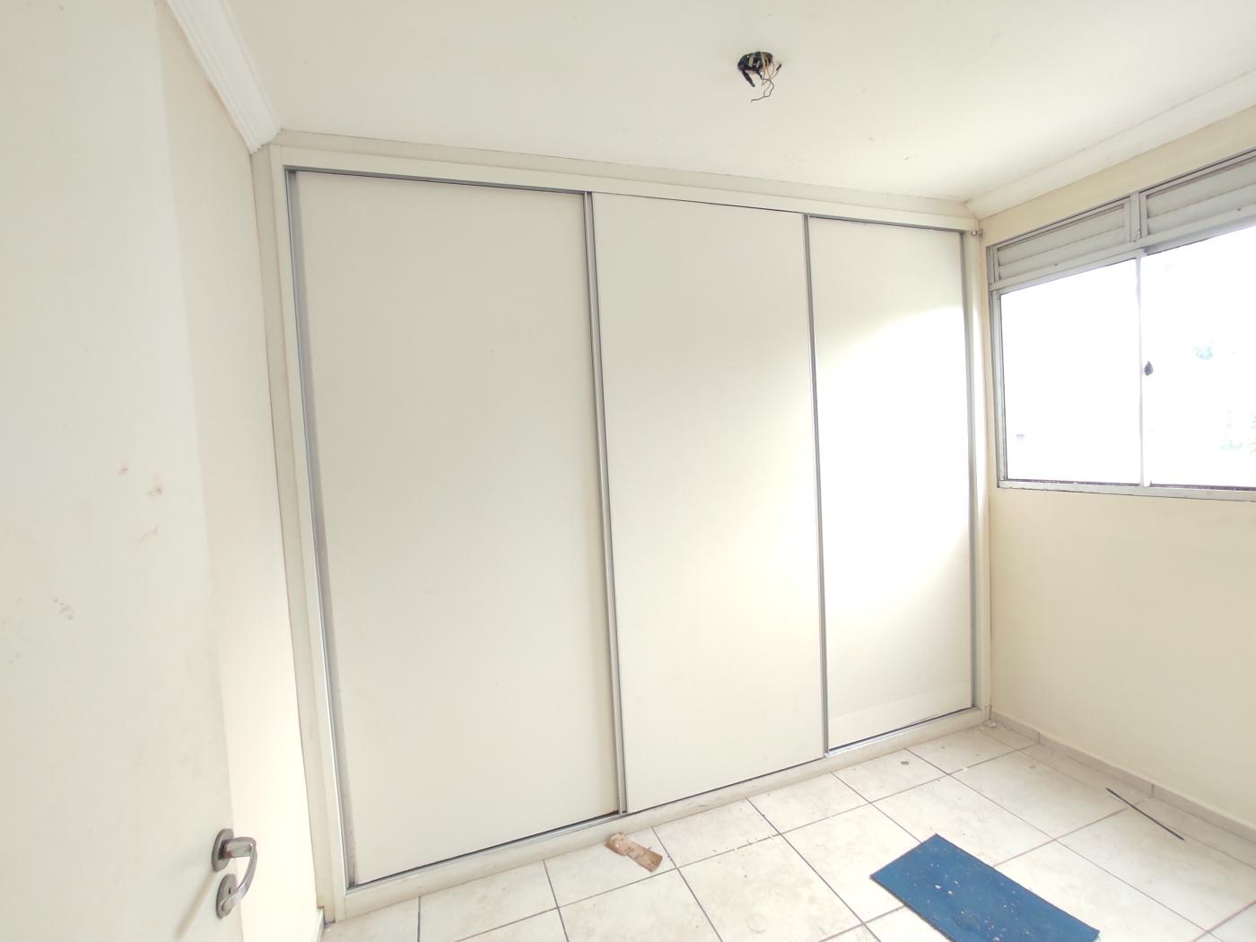 Apartamento à venda com 2 quartos, 46m² - Foto 12