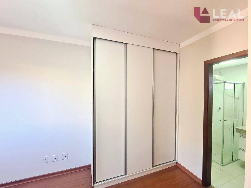 Apartamento para alugar com 2 quartos, 60m² - Foto 18