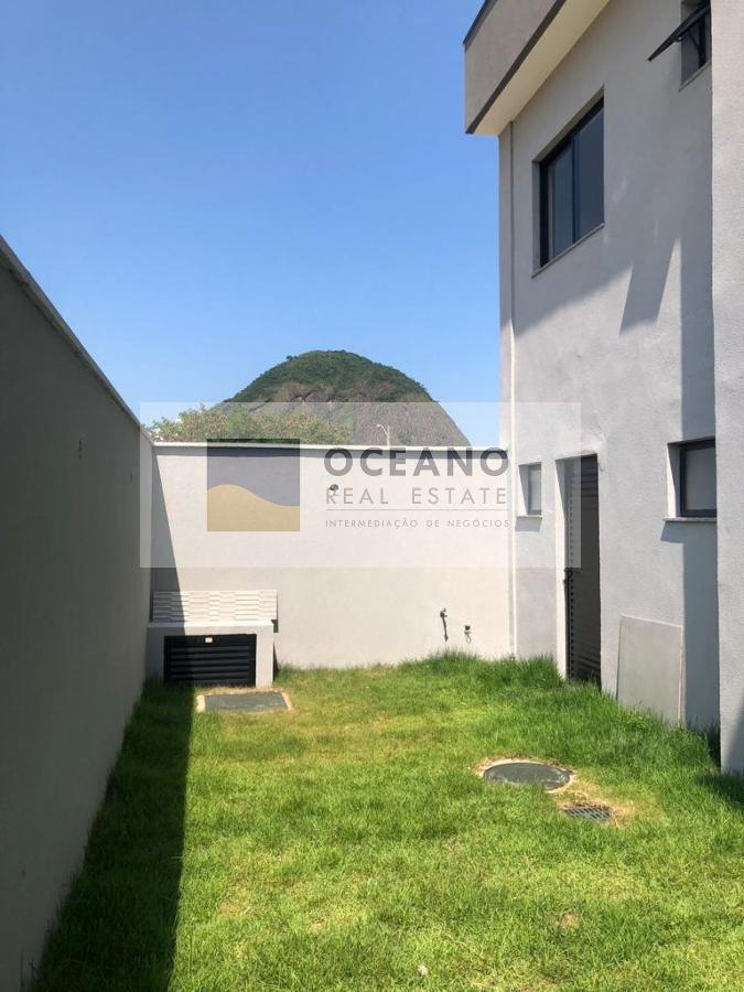 Casa de Condomínio à venda com 4 quartos, 240m² - Foto 21