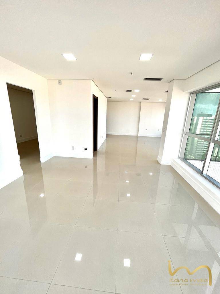 Apartamento à venda com 3 quartos, 135m² - Foto 29