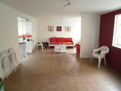 Apartamento para alugar com 2 quartos, 94m² - Foto 11