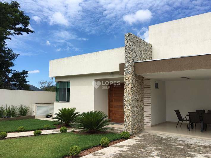 Casa de Condomínio à venda com 3 quartos, 195m² - Foto 2