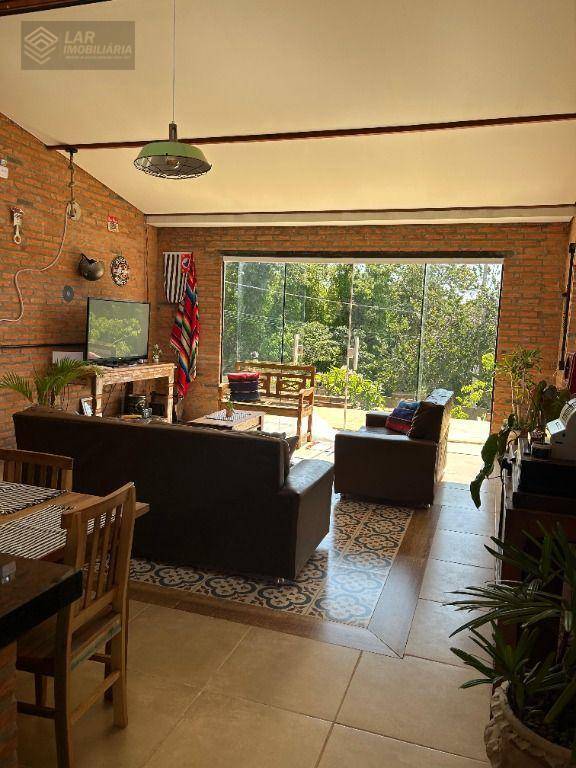 Chácara, 3 quartos, 1089 m² - Foto 4