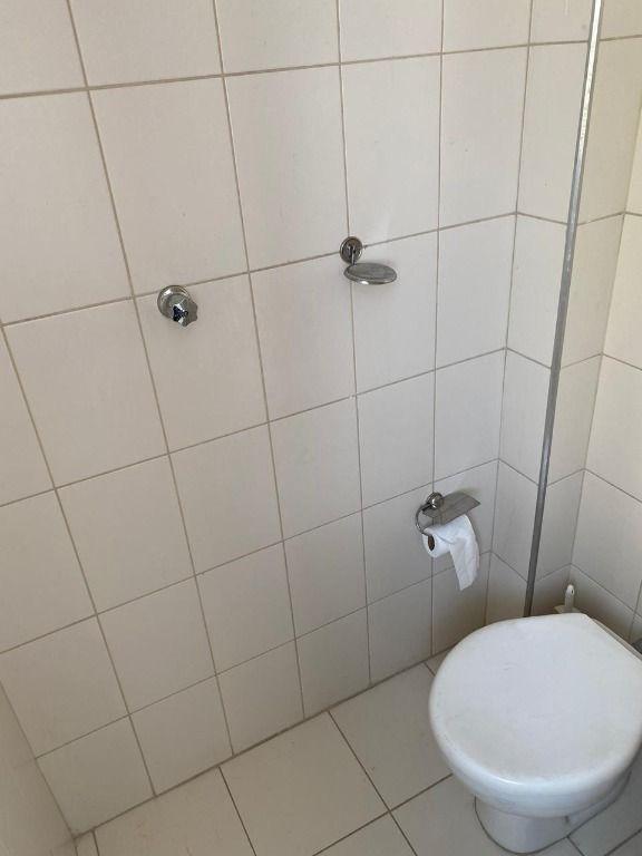 Apartamento à venda e aluguel com 2 quartos, 74m² - Foto 12