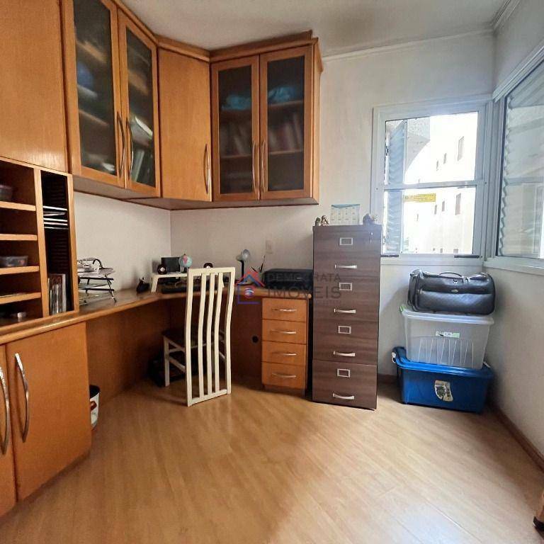 Apartamento à venda com 3 quartos, 115m² - Foto 13