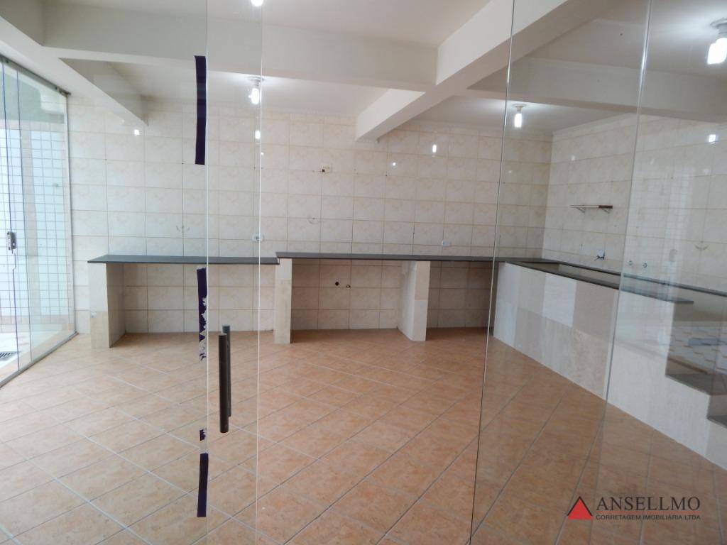 Casa para alugar com 4 quartos, 270m² - Foto 37