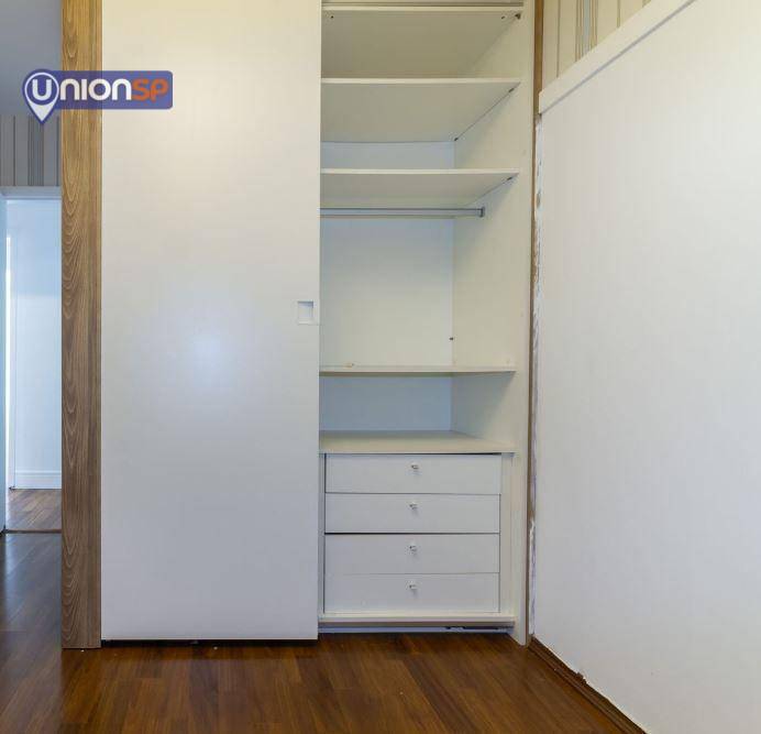 Apartamento à venda com 2 quartos, 100m² - Foto 11