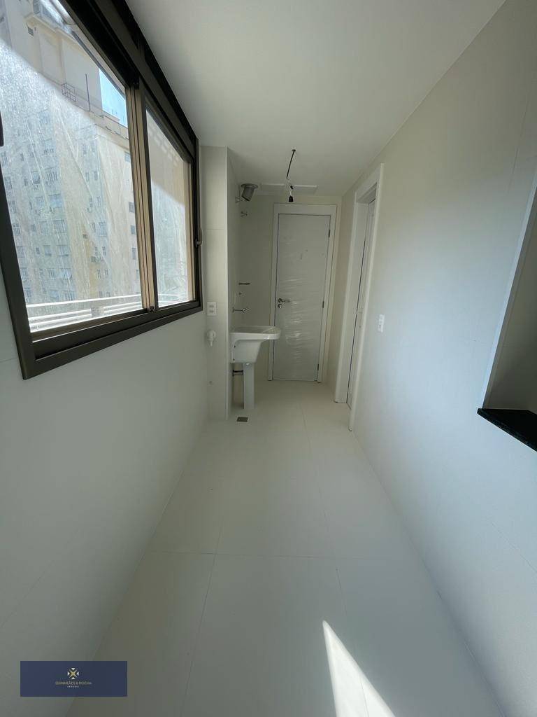 Apartamento à venda com 3 quartos, 150m² - Foto 30