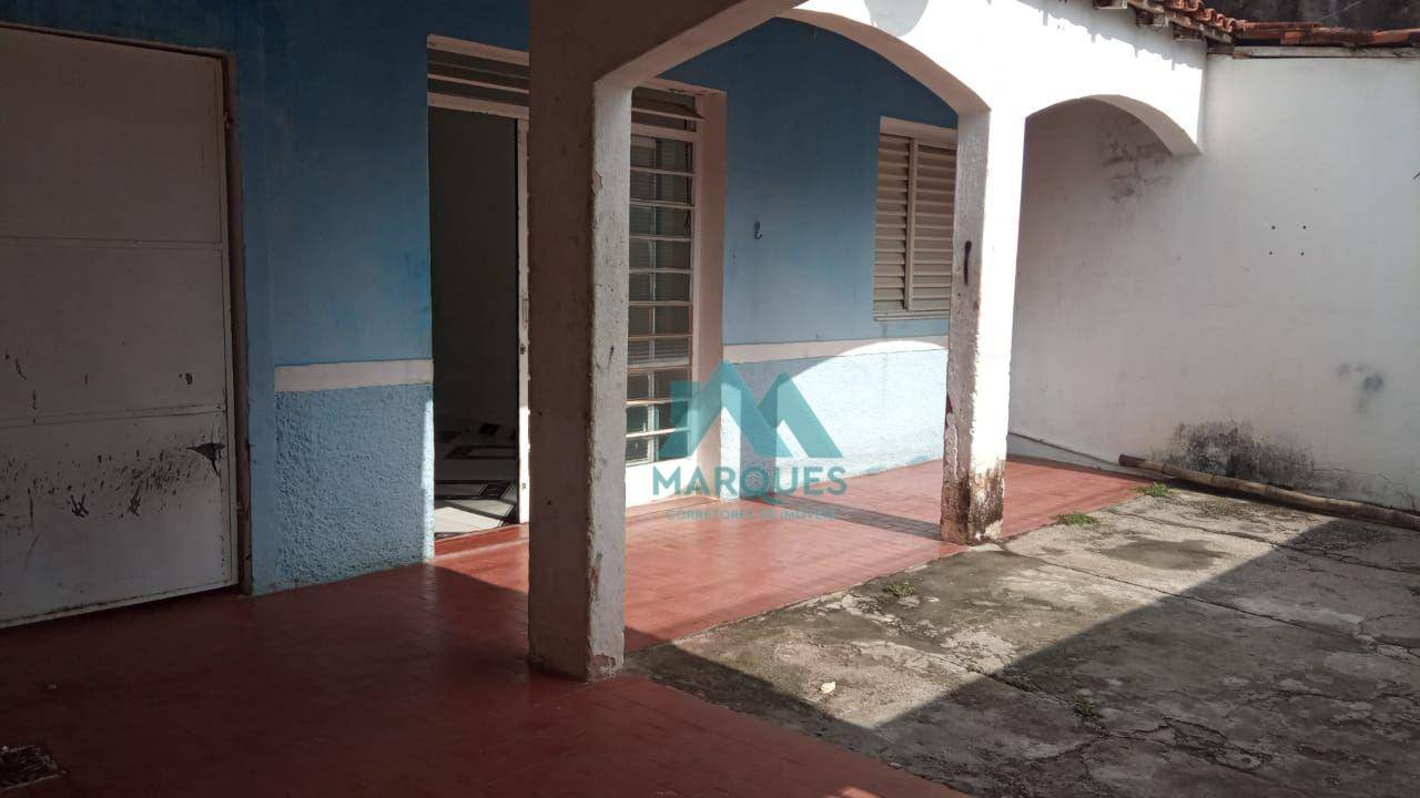 Casa à venda com 3 quartos, 80m² - Foto 2